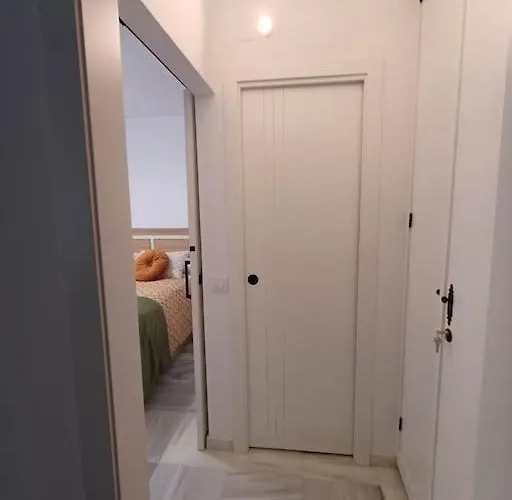 La Bola Parking Apartment